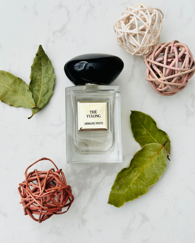 عطر مردانه زنانه جورجیو آرمانی د یولانگ ادوتویلت حجم ۱۰۰ میل